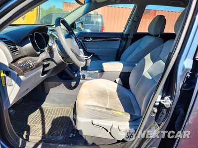 Zdjęcie 7 z 12 samochodu: 2011 KIA SORENTO LX VIN:5XYKT4A12BG079134 - miniatura