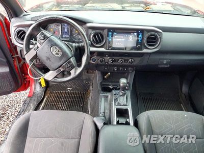 Zdjęcie 8 z 12 samochodu: 2018 TOYOTA TACOMA TRD OFF-ROAD VIN:3TMCZ5AN0JM131535 - miniatura