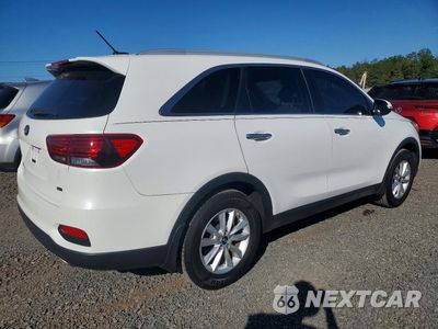 Trzecie zdjęcie samochodu z tyłu: 2020 KIA SORENTO LX VIN:5XYPG4A38LG675653 - miniatura