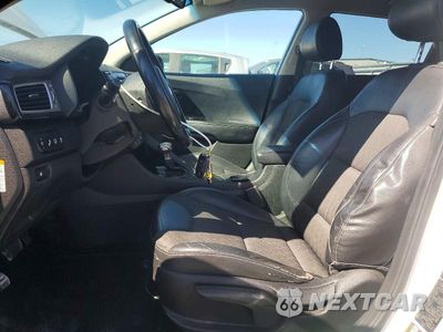 Zdjęcie 7 z 13 samochodu: 2018 KIA NIRO EX VIN:KNDCC3LC1J5162669 - miniatura