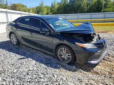 Czwarte zdjęcie samochodu z boku: 2018 TOYOTA CAMRY XLE VIN:4T1B11HKXJU010560 - miniatura