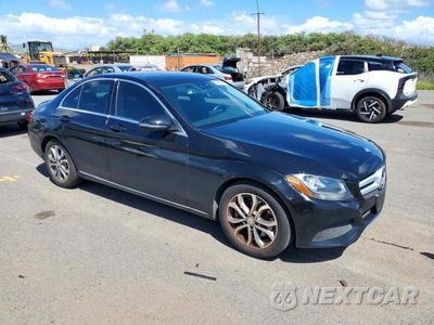 Czwarte zdjęcie samochodu z boku: 2016 MERCEDES-BENZ C 300 VIN:55SWF4JB0GU133660 - miniatura
