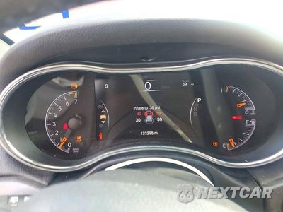 Zdjęcie 9 z 13 samochodu: 2018 JEEP GRAND CHEROKEE LIMITED VIN:1C4RJEBG2JC274893 - miniatura