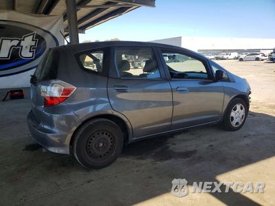 Trzecie zdjęcie samochodu z tyłu: 2013 HONDA FIT VIN:JHMGE8H33DC017133 - miniatura