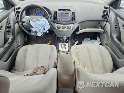 Zdjęcie 8 z 12 samochodu: 2010 HYUNDAI ELANTRA SE VIN:KMHDU4AD9AU935439 - miniatura