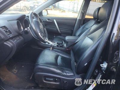 Zdjęcie 7 z 13 samochodu: 2011 TOYOTA HIGHLANDER SE VIN:5TDBK3EHXBS080491 - miniatura