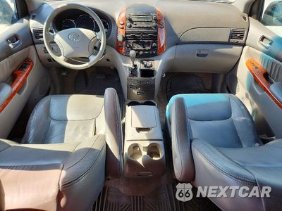Zdjęcie 8 z 13 samochodu: 2010 TOYOTA SIENNA XLE VIN:5TDYK4CC3AS307669 - miniatura