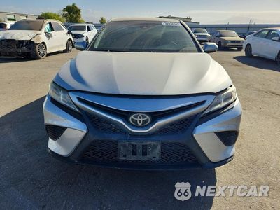 Piąte zdjęcie samochodu w środku: 2018 TOYOTA CAMRY SE VIN:JTNB11HK0J3014106 - miniatura