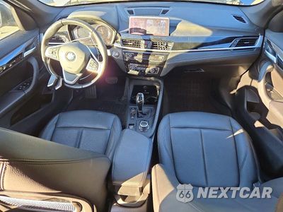 Zdjęcie 8 z 13 samochodu: 2021 BMW X1 XDRIVE28I VIN:WBXJG9C03M5T00353 - miniatura