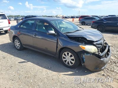 Czwarte zdjęcie samochodu z boku: 2013 TOYOTA COROLLA L VIN:5YFBU4EEXDP150086 - miniatura
