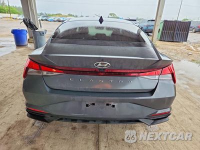Zdjęcie 6 z 12 samochodu: 2023 HYUNDAI ELANTRA SEL VIN:KMHLS4AG0PU617147 - miniatura