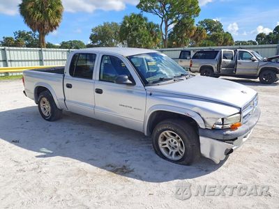 Czwarte zdjęcie samochodu z boku: 2002 DODGE DAKOTA QUAD SPORT VIN:1B7HL38N92S710873 - miniatura
