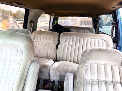 Zdjęcie 10 z 14 samochodu: 1992 GMC SUBURBAN C1500 VIN:1GKEC16K2NJ703018 - miniatura