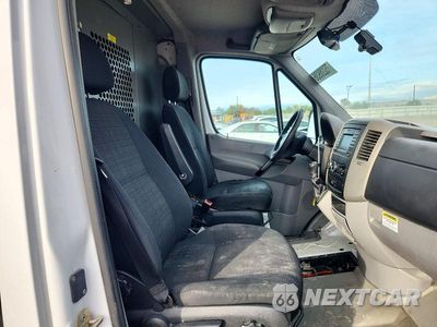 Zdjęcie 11 z 14 samochodu: 2015 MERCEDES-BENZ SPRINTER 2500 VIN:WD3PE7CC9F5953343 - miniatura