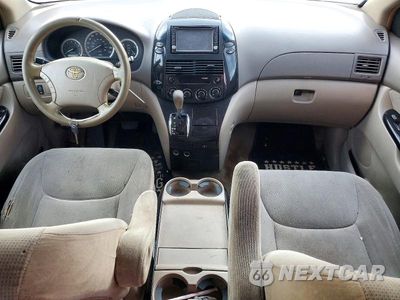 Zdjęcie 8 z 13 samochodu: 2005 TOYOTA SIENNA LE 8 PASSENGER VIN:5TDZA23CX5S327516 - miniatura