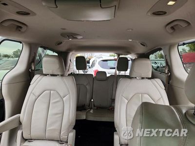 Zdjęcie 10 z 13 samochodu: 2017 CHRYSLER PACIFICA TOURING L VIN:2C4RC1BG1HR565714 - miniatura