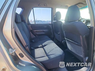 Zdjęcie 10 z 12 samochodu: 2006 HONDA CR-V LX VIN:SHSRD68526U405648 - miniatura