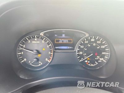 Zdjęcie 9 z 13 samochodu: 2018 NISSAN PATHFINDER S VIN:5N1DR2MNXJC677948 - miniatura