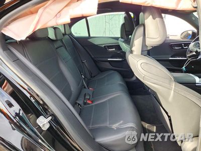 Zdjęcie 10 z 12 samochodu: 2025 MERCEDES-BENZ C 300 4MATIC VIN:W1KAF4HB7SR249576 - miniatura