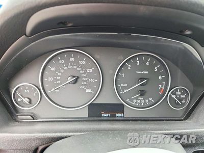 Zdjęcie 9 z 12 samochodu: 2018 BMW 320 XI VIN:WBA8A3C52JA488269 - miniatura