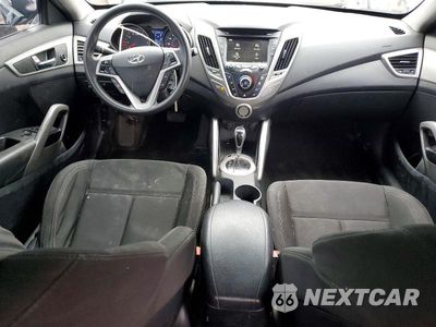 Zdjęcie 8 z 13 samochodu: 2016 HYUNDAI VELOSTER BASE VIN:KMHTC6AD1GU295973 - miniatura