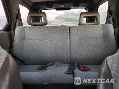 Zdjęcie 10 z 13 samochodu: 1999 HONDA PASSPORT EX VIN:4S6CK58WXX4411005 - miniatura