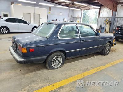 Trzecie zdjęcie samochodu z tyłu: 1982 BMW 320 I VIN:WBAAG3303C8052612 - miniatura