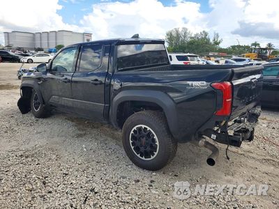 Drugie zdjęcie samochodu z przodu: 2026 TOYOTA TACOMA TRD OFF-ROAD VIN:3TMLB5JN8TM229493 - miniatura
