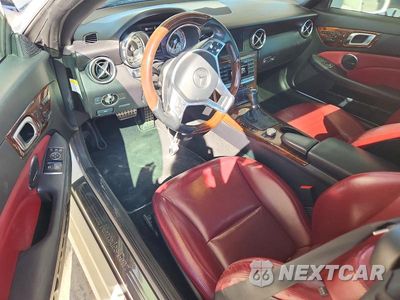 Zdjęcie 8 z 12 samochodu: 2013 MERCEDES-BENZ SLK 350 VIN:WDDPK5HA3DF053688 - miniatura