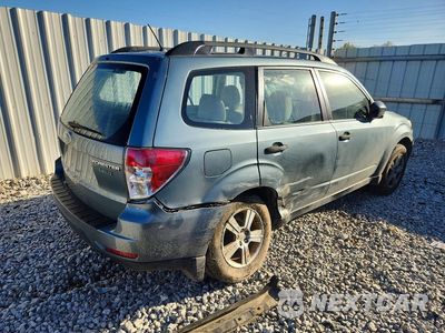 Trzecie zdjęcie samochodu z tyłu: 2011 SUBARU FORESTER 2.5X VIN:JF2SHBBC4BH764377 - miniatura