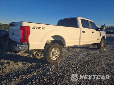 Trzecie zdjęcie samochodu z tyłu: 2018 FORD F250 SUPER DUTY VIN:1FT7W2BT4JEB50245 - miniatura