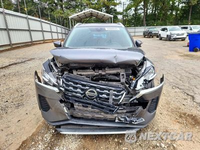Piąte zdjęcie samochodu w środku: 2021 NISSAN KICKS SV VIN:3N1CP5CV6ML497712 - miniatura