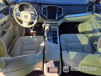 Zdjęcie 8 z 13 samochodu: 2016 VOLVO XC90 T5 VIN:YV4102XK0G1056643 - miniatura