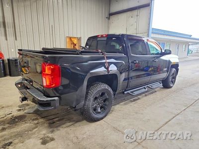Trzecie zdjęcie samochodu z tyłu: 2018 CHEVROLET SILVERADO K1500 LTZ VIN:3GCUKSECXJG160555 - miniatura