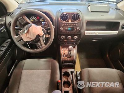 Zdjęcie 8 z 13 samochodu: 2016 JEEP COMPASS SPORT VIN:1C4NJCBA0GD743612 - miniatura