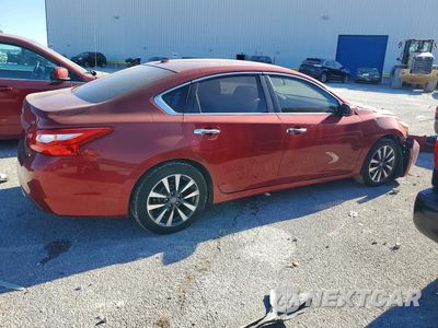 Trzecie zdjęcie samochodu z tyłu: 2017 NISSAN ALTIMA 2.5 SV VIN:1N4AL3AP9HC196240 - miniatura