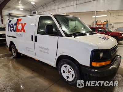 Czwarte zdjęcie samochodu z boku: 2006 CHEVROLET EXPRESS 1500 DELIVERY VAN VIN:1GCFH15T661230771 - miniatura