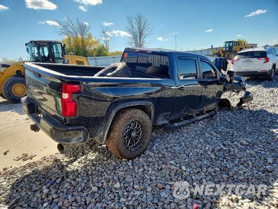 Trzecie zdjęcie samochodu z tyłu: 2021 CHEVROLET SILVERADO K2500 HEAVY DUTY LT VIN:1GC4YNEY9MF256114 - miniatura