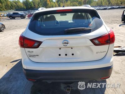 Zdjęcie 6 z 13 samochodu: 2018 NISSAN ROGUE SPORT SV VIN:JN1BJ1CR9JW290634 - miniatura