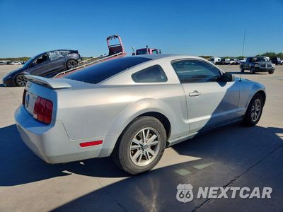 Trzecie zdjęcie samochodu z tyłu: 2005 FORD MUSTANG VIN:1ZVFT80N355249461 - miniatura
