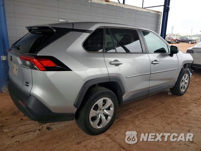 Trzecie zdjęcie samochodu z tyłu: 2022 TOYOTA RAV4 VIN:2T3F1RFV1NW299614 - miniatura