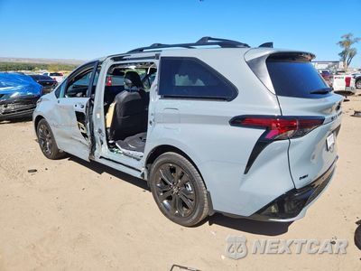 Drugie zdjęcie samochodu z przodu: 2026 TOYOTA SIENNA XSE VIN:5TDXRKEC4TS340692 - miniatura