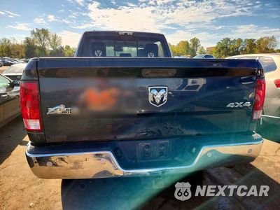 Zdjęcie 6 z 12 samochodu: 2017 RAM 2500 SLT VIN:3C6UR5DJ8HG581785 - miniatura