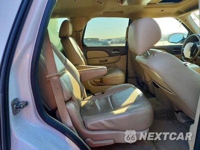 Zdjęcie 11 z 13 samochodu: 2011 CHEVROLET TAHOE C1500 LTZ VIN:1GNSCCE06BR380946 - miniatura