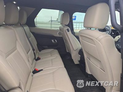 Zdjęcie 11 z 13 samochodu: 2017 LAND ROVER DISCOVERY SE VIN:SALRGBBV5HA022775 - miniatura