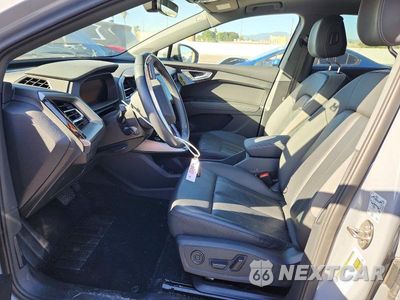 Zdjęcie 7 z 14 samochodu: 2023 AUDI Q4 E-TRON PREMIUM VIN:WA1ACBFZ6PP048563 - miniatura