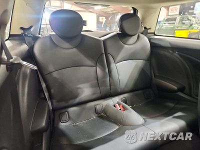 Zdjęcie 10 z 12 samochodu: 2012 MINI COOPER VIN:WMWSU3C5XCT541417 - miniatura