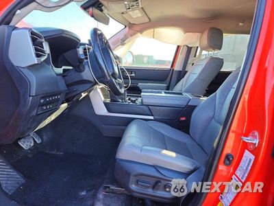 Zdjęcie 7 z 13 samochodu: 2024 TOYOTA TUNDRA LIMITED HV VIN:5TFWC5DB5RX045241 - miniatura
