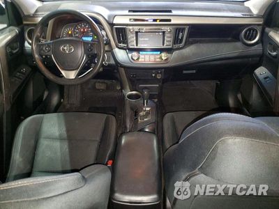 Zdjęcie 8 z 13 samochodu: 2015 TOYOTA RAV4 XLE VIN:2T3RFREV8FW355887 - miniatura