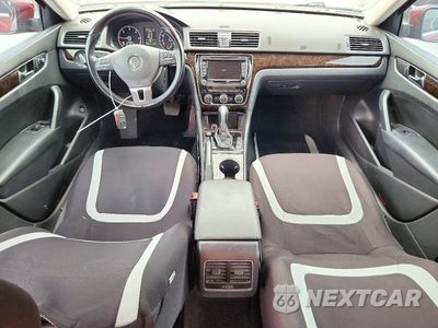 Zdjęcie 8 z 12 samochodu: 2015 VOLKSWAGEN PASSAT SEL VIN:1VWCV7A32FC012929 - miniatura